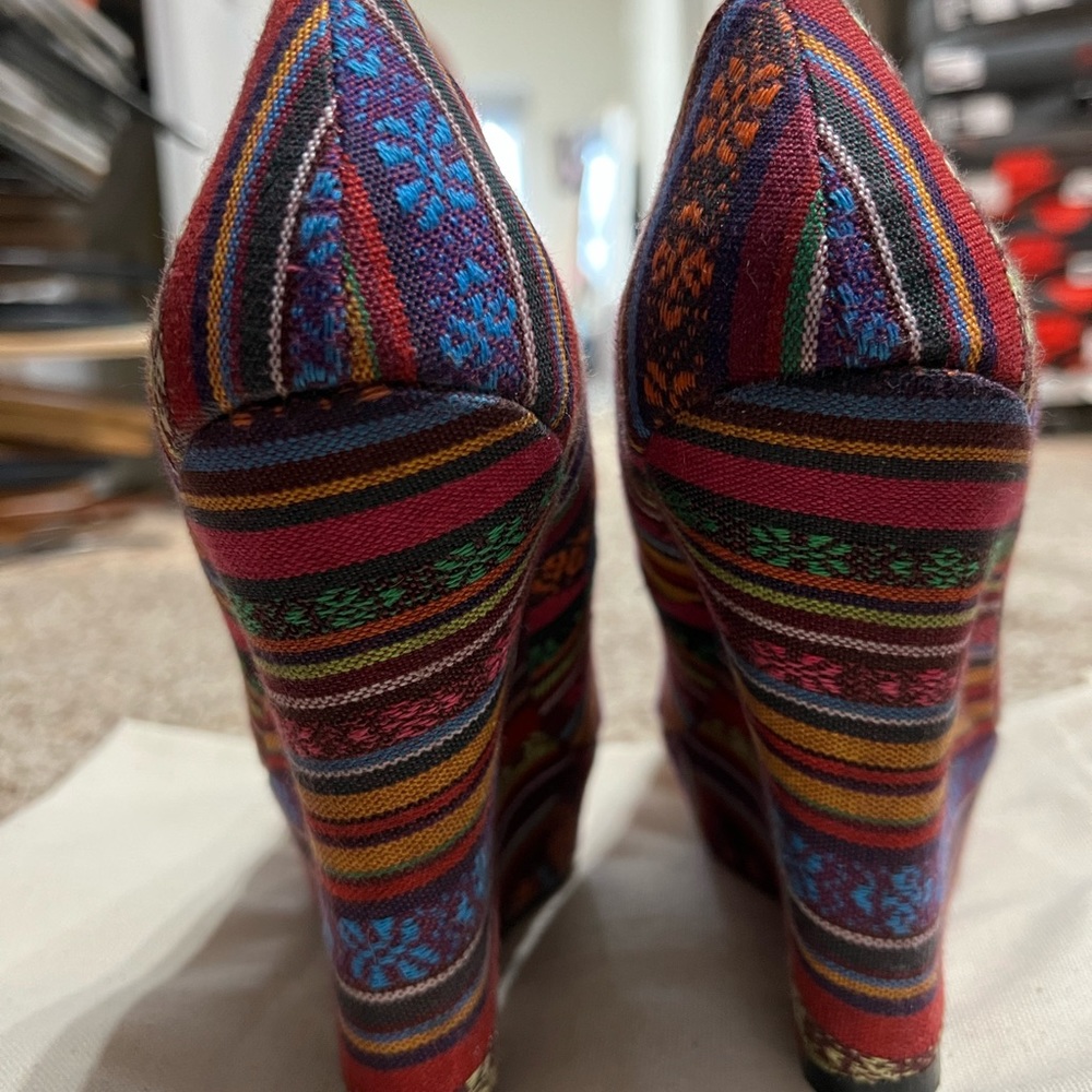 Colorful Mossimo platform heel - Picture 3 of 5
